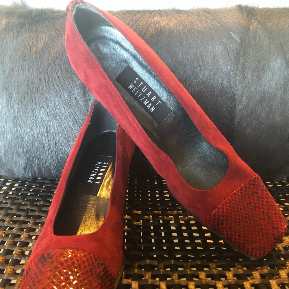 Stuart Weitzman Red Suede/Snake Skin Pump Sz 9.5B